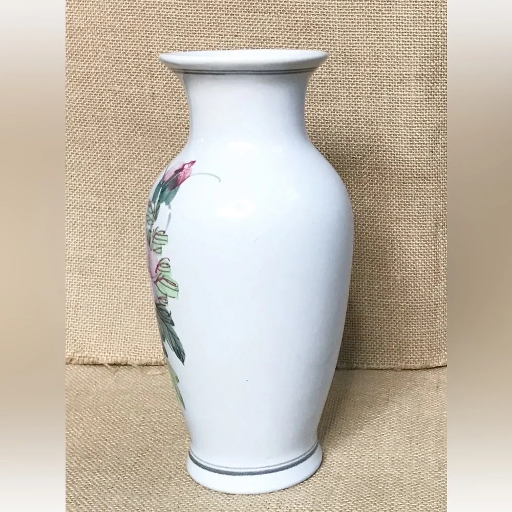 Floral Ceramic Vase Hand Painted Chrysanthemum Cottage Grandma Core Classic